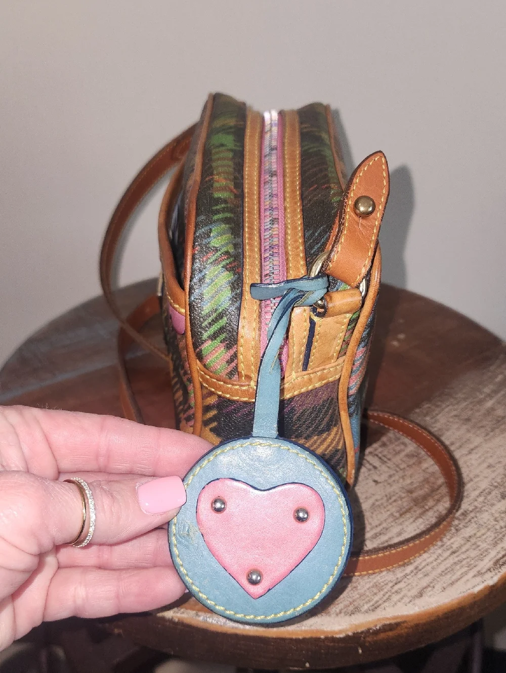 Dooney & Bourke Vintage Leather Rainbow Plaid Crossbody Baguette Pink Blue Y2K - Picture 6 of 16